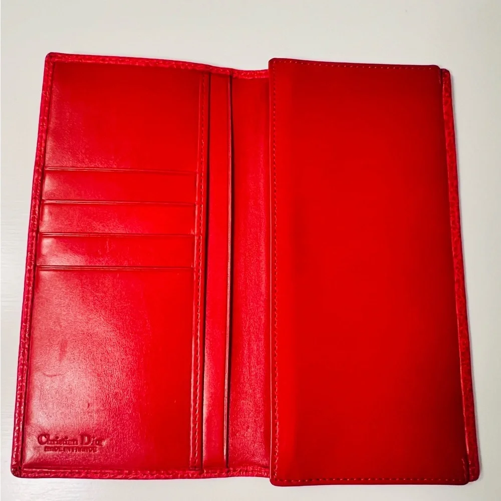 Dior chic red